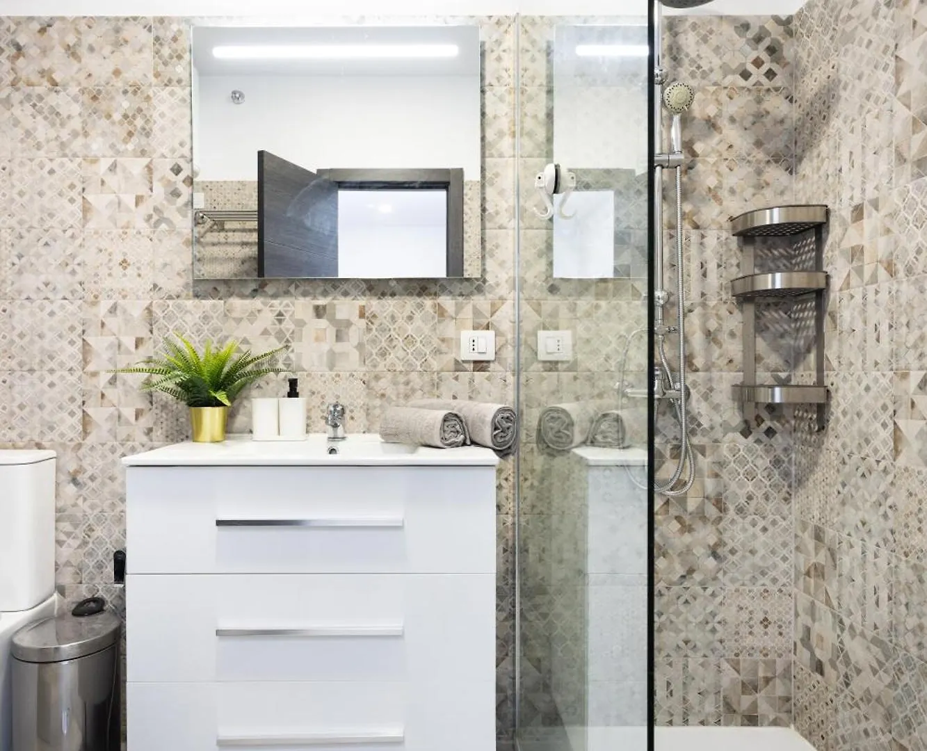 Casa Romania - Apartament Soare Арменьиме 0*,