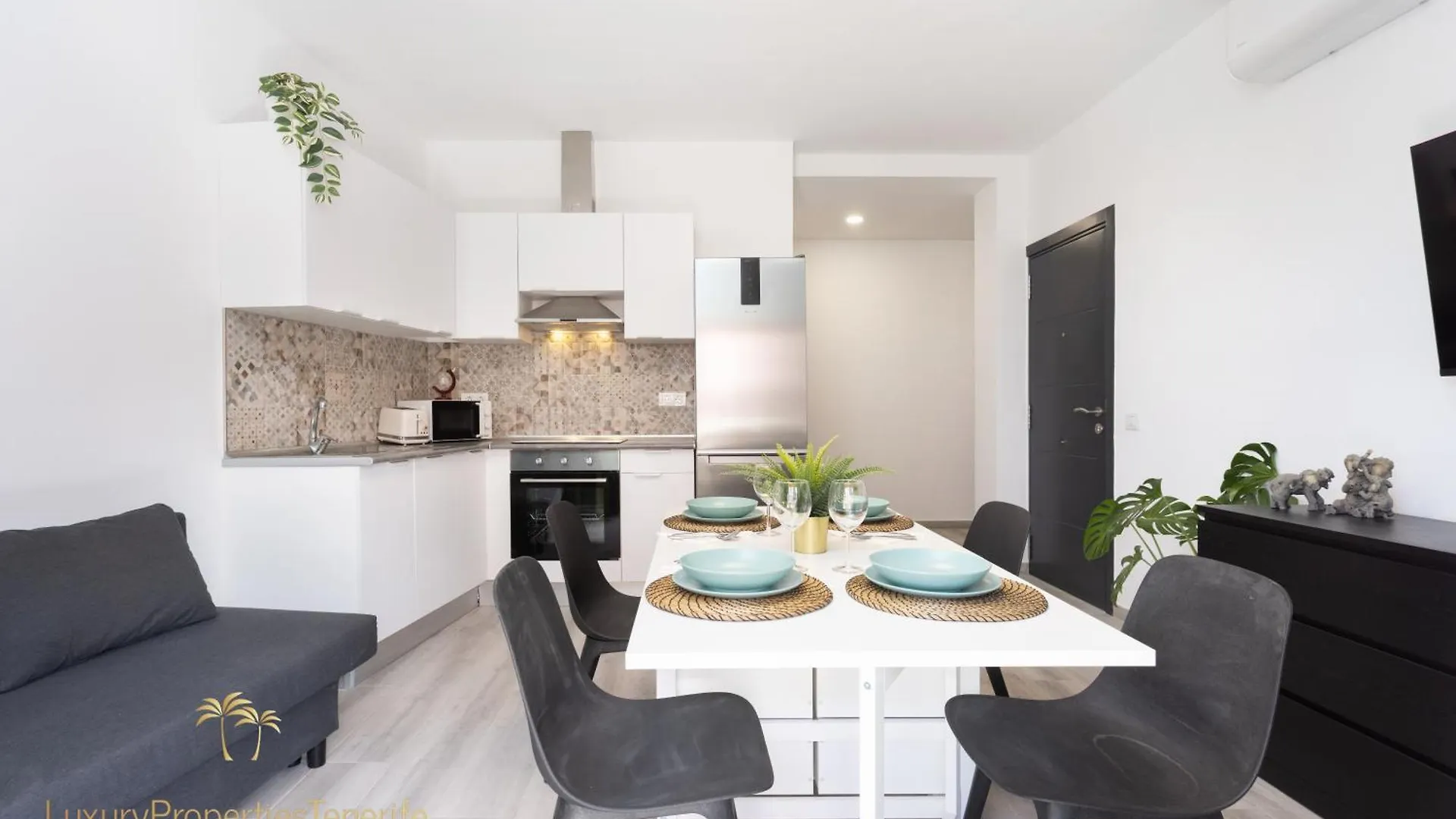 Casa Romania - Apartament Soare Арменьиме